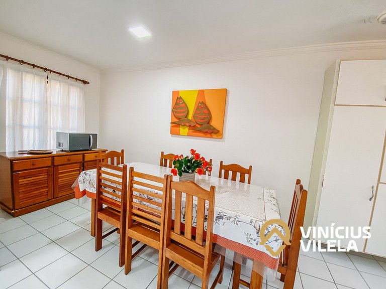 Casa com 3 Suites (todas com ar condicionado), internet priv