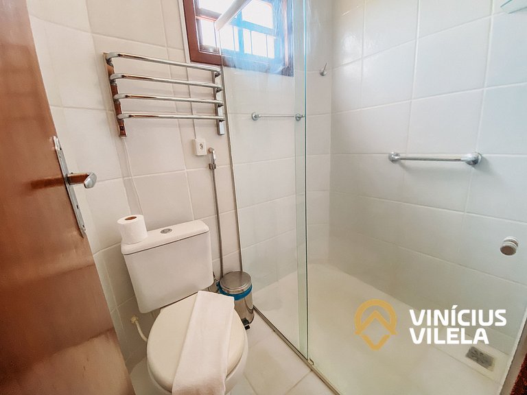 Casa com 2 Suites (todas com ar condicionado), internet priv