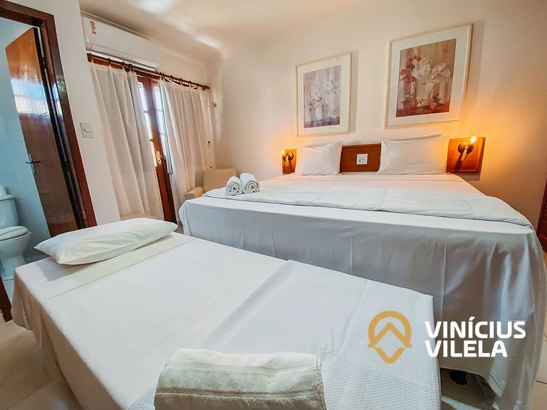 Casa com 2 Suites (todas com ar condicionado), internet priv