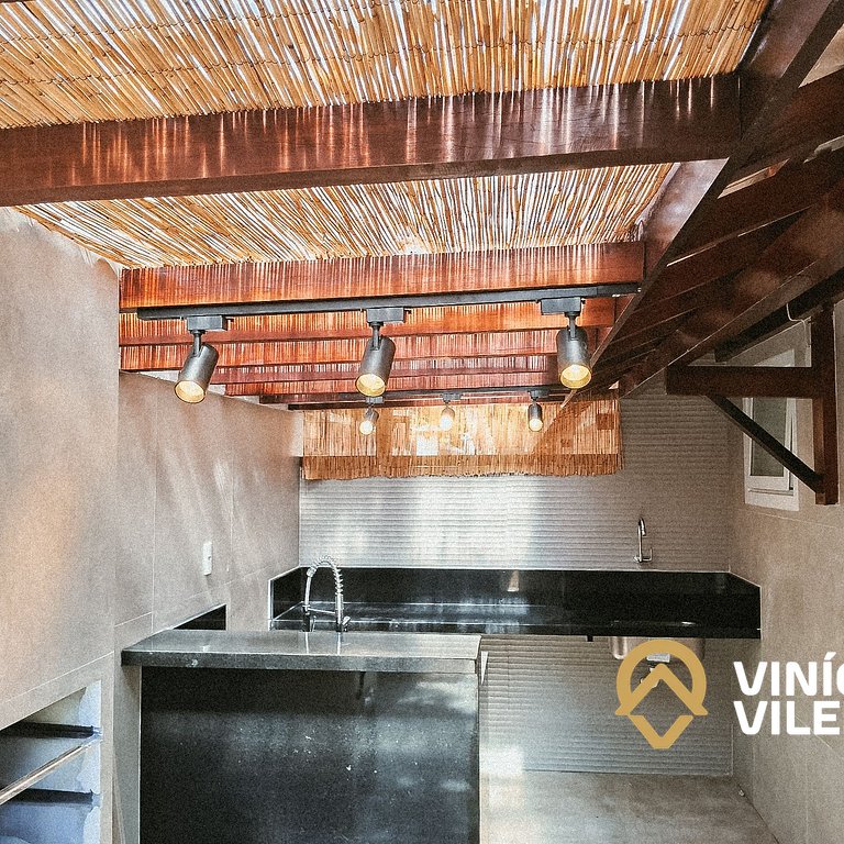 Casa com 3 suítes, sala climatizada, área gourmet privativa,