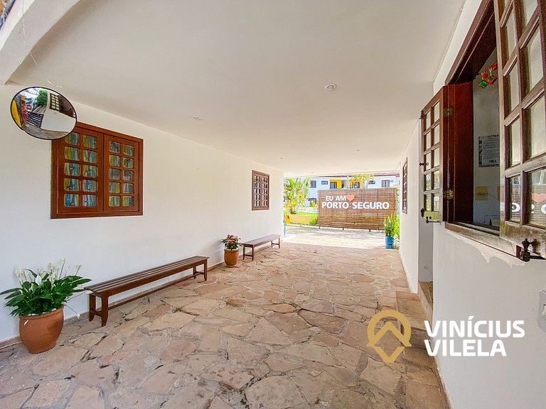 Apê pavimento superior com 3 quartos (2 com ar condicionado