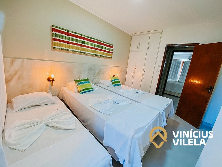Casa toda reformada com 3 suítes (todas com ar condicionado)