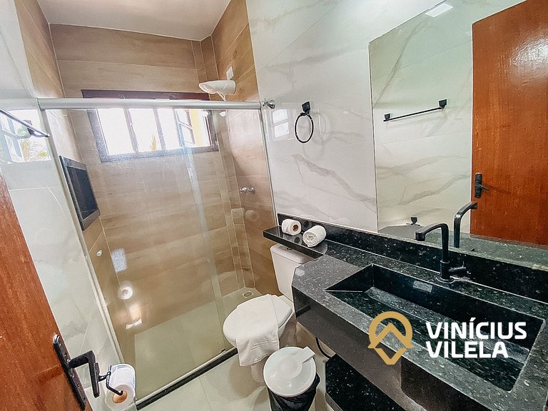 Casa toda reformada com 3 suítes (todas com ar condicionado)