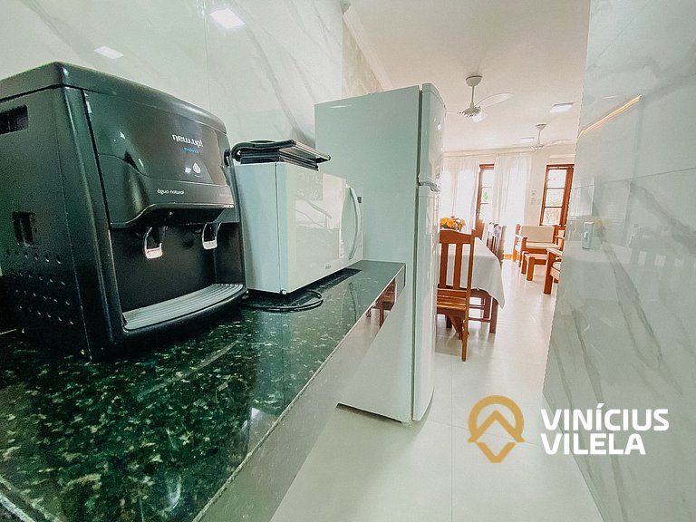 Casa toda reformada com 3 suítes (todas com ar condicionado)
