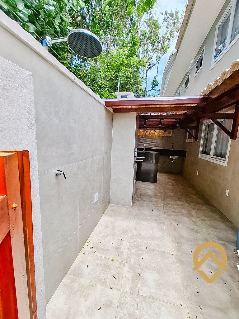Casa com 3 suítes, sala climatizada, área gourmet privativa,