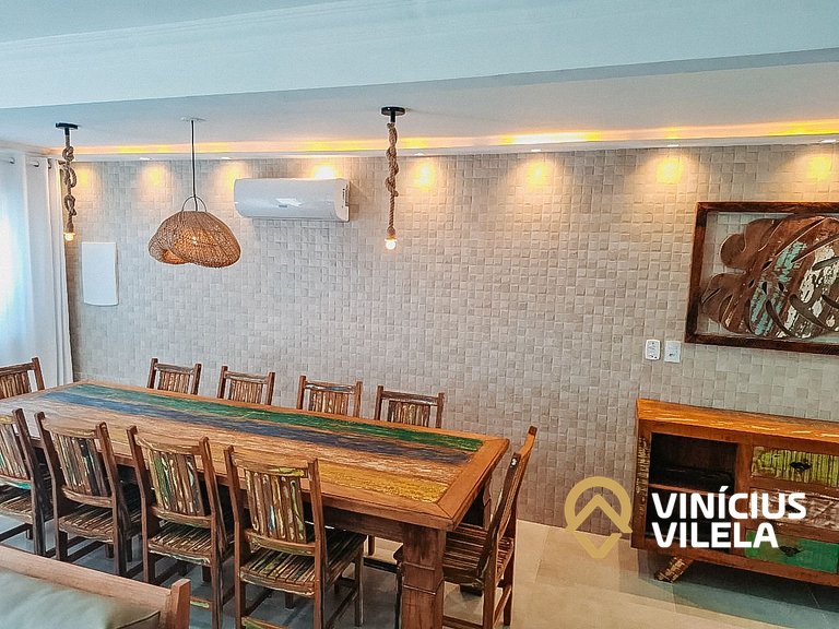 Casa com 3 suítes, sala climatizada, área gourmet privativa,