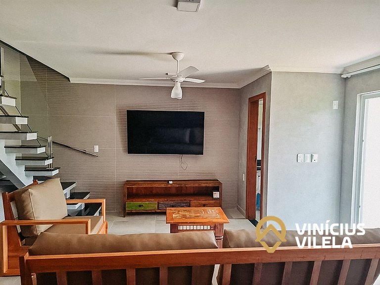 Casa com 3 suítes, sala climatizada, área gourmet privativa,