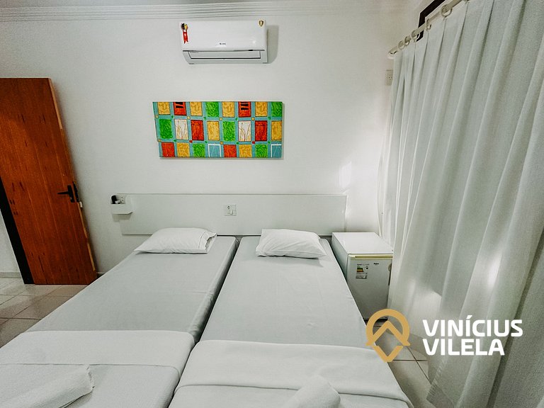 Casa com 3 suítes (todas com ar condicionado), internet 300M