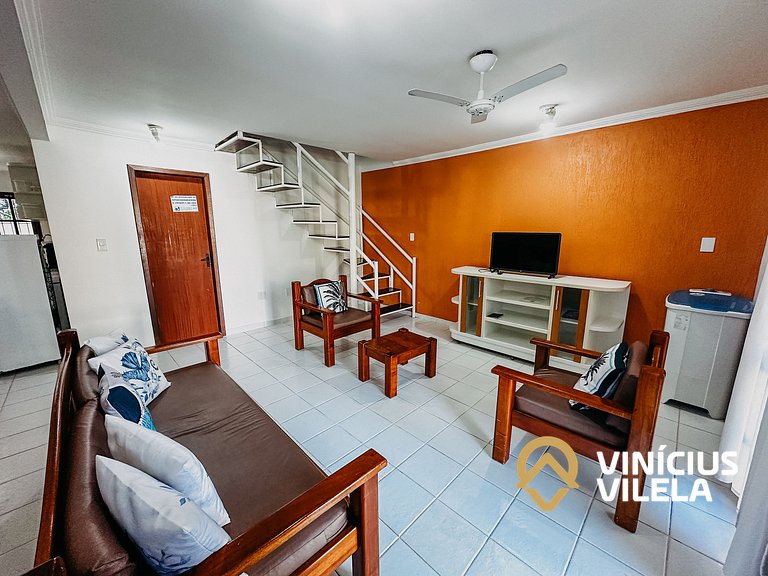 Casa com 3 suítes (todas com ar condicionado), internet 300M