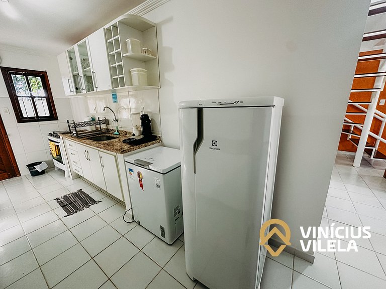 Casa com 3 suítes (todas com ar condicionado), internet 300M