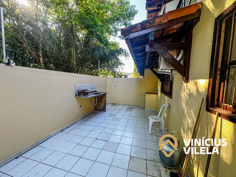 Casa com 3 suítes (todas com ar condicionado), internet 300M