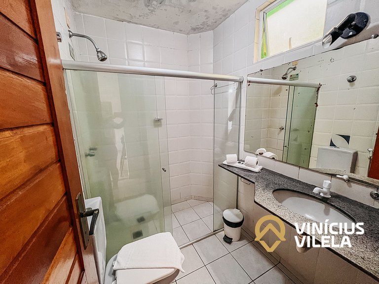 Flat 1 com quarto pavimento superior no condomínio Boulevard