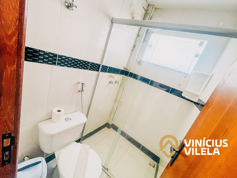 Casa com 3 suítes todas com ar condicionado, churrasqueira p