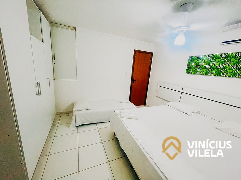 Casa com 3 suítes todas com ar condicionado, churrasqueira p
