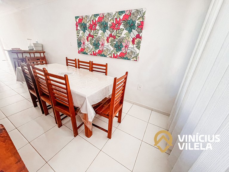 Casa com 3 suítes todas com ar condicionado, churrasqueira p