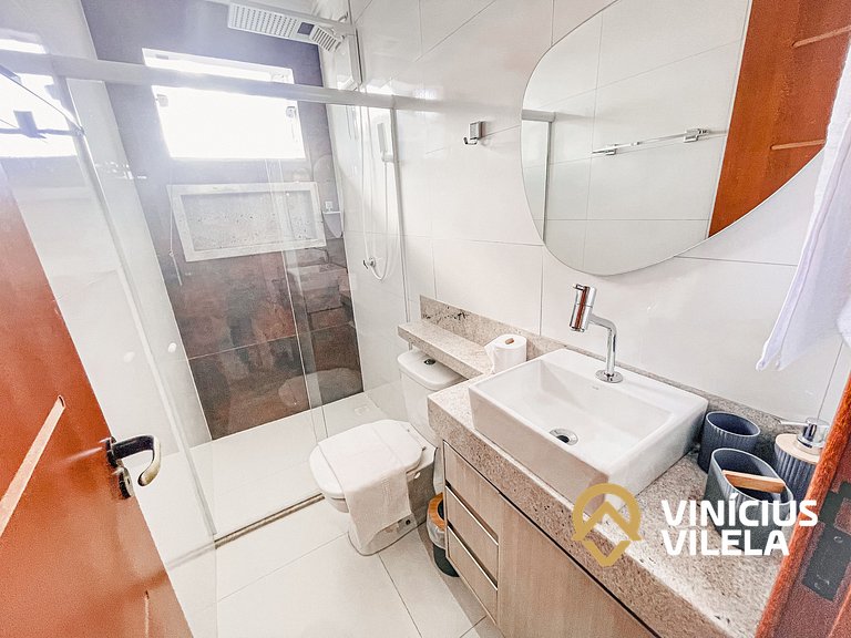 Casa Individual com 2 suítes, cozinha completa, Internet pri