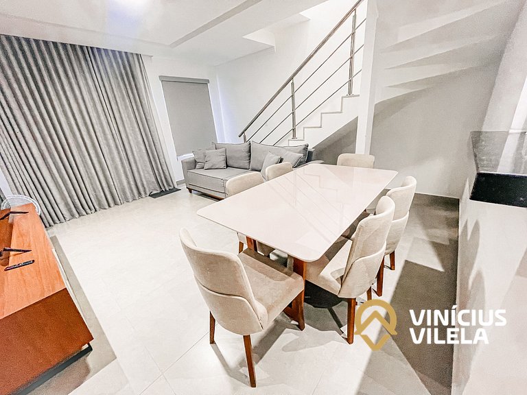 Casa Individual com 2 suítes, cozinha completa, Internet pri