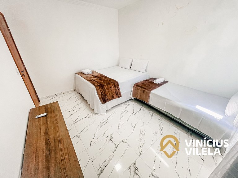 Apê com Vista mar, 2 quartos sendo 1 suíte (ambos com ar con