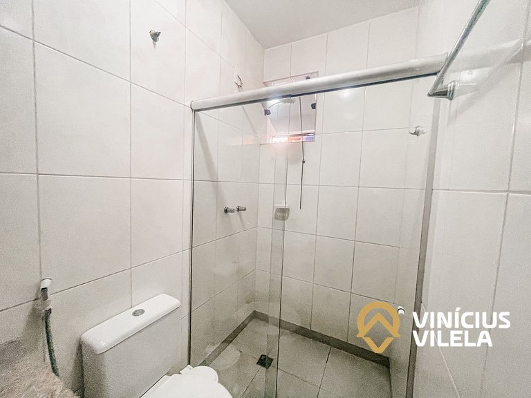Apartamento pavimento superior com 2 quartos (todos com ar c