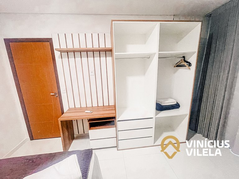 Com 3 suítes, sala climatizada e com cervejeira, acomoda até