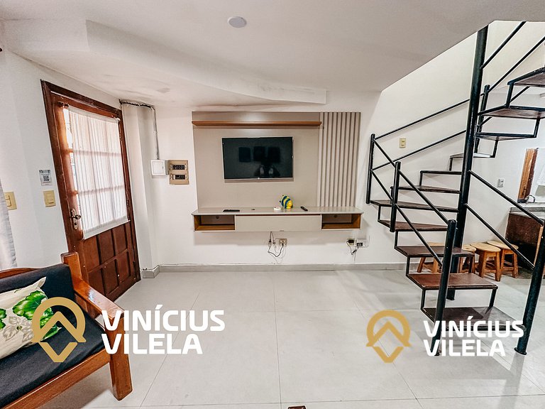 Casa toda reformada com 2 suítes (ambas com ar split) área g