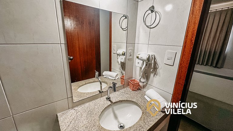 Apartamento pavimento superior com 2 quartos (todos com ar c