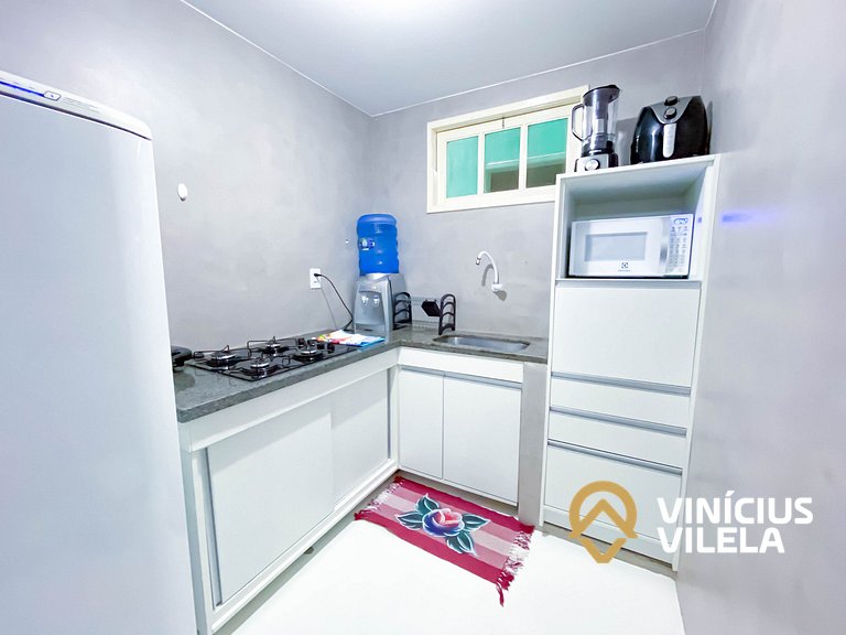 Apê Térreo 2/4 (ambos com ar condicionado), acomodam até 6 h