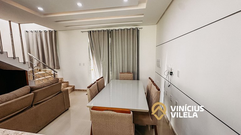 Casa com 4 quartos, piscina e área gourmet
