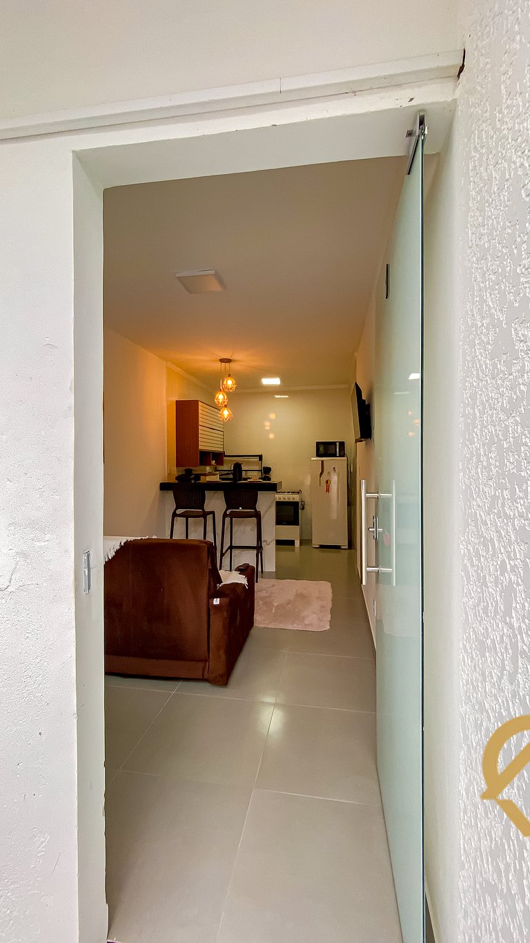 Loft independente, próx a praia de Taperpuã (02)