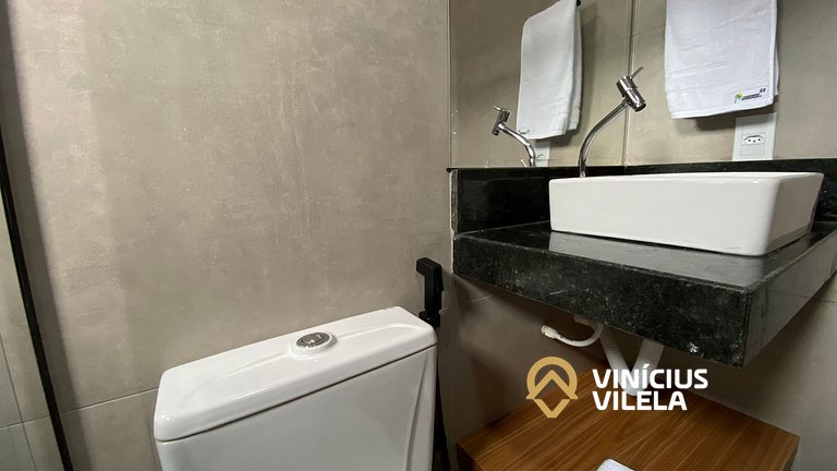 Com 3 suítes, churrasqueira privativa.