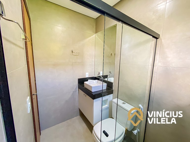 Casa 3 suítes, proximo a praia de Taperapuã.