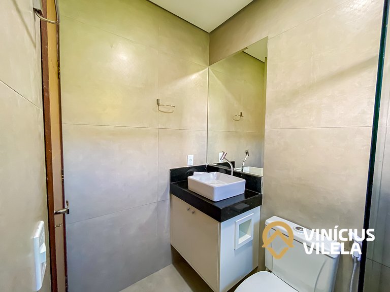 Casa 3 suítes, proximo a praia de Taperapuã.