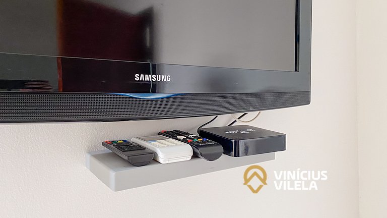 Casa com 3 suítes ambas com ar condicionado e TV, banheiros