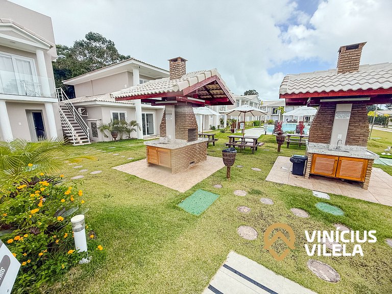 Casa com 3 suítes, sala climatizada, área gourmet privativa,