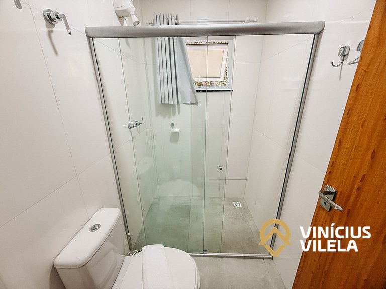 Casa com 3 suítes, sala climatizada, área gourmet privativa,