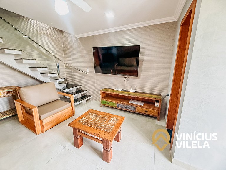 Casa com 3 suítes, sala climatizada, área gourmet privativa,