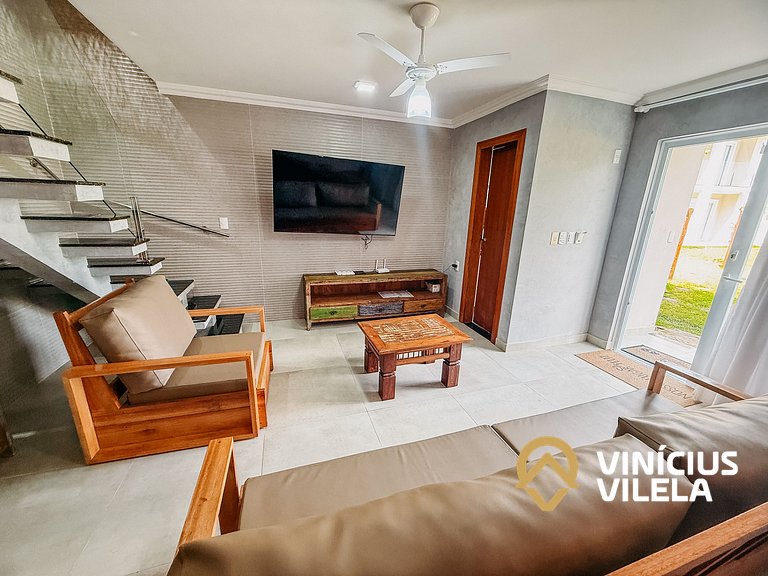 Casa com 3 suítes, sala climatizada, área gourmet privativa,