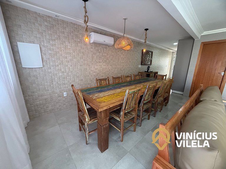 Casa com 3 suítes, sala climatizada, área gourmet privativa,
