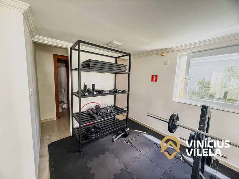 Casa toda climatizada com 2 suítes, gourmet privativo e inte