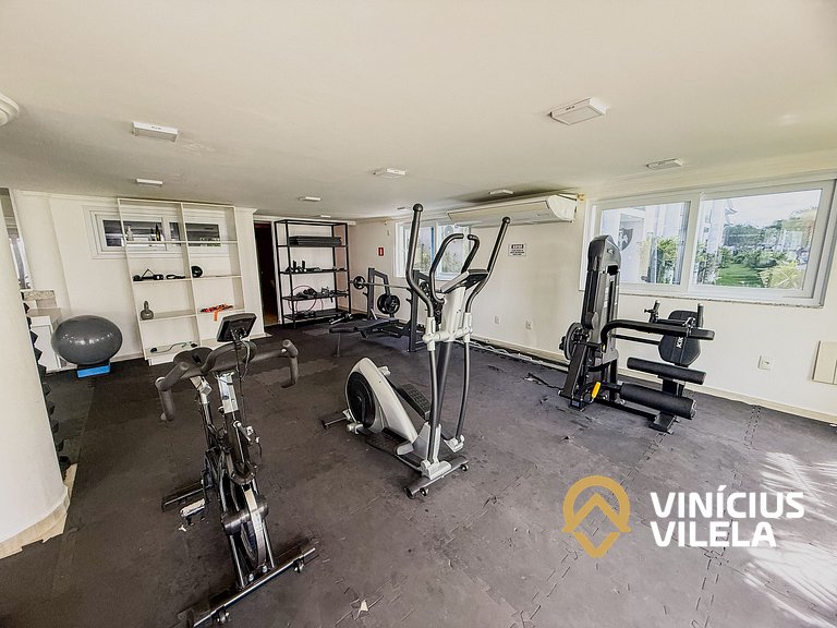 Casa toda climatizada com 2 suítes, gourmet privativo e inte