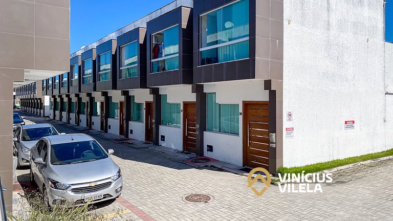 Duplex a 80m da Praia de Taperapuã - Piscina- WIFI