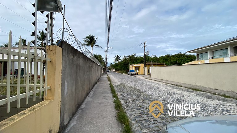 Apto Térreo todo reformado com 2 quartos ambos com ar condic