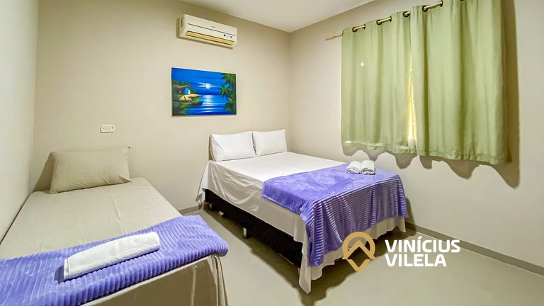 Apto Térreo todo reformado com 2 quartos ambos com ar condic