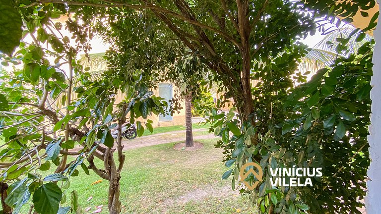 Apto Térreo todo reformado com 2 quartos ambos com ar condic