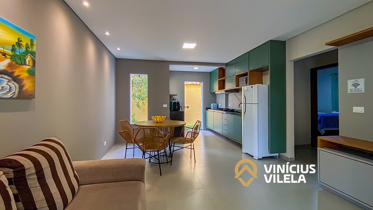 Apto Térreo todo reformado com 2 quartos ambos com ar condic