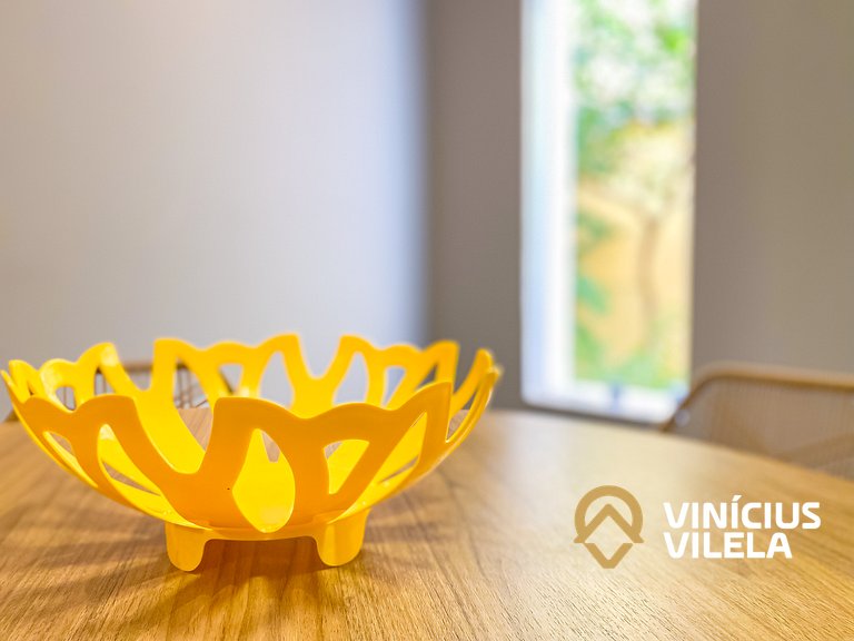 Apto Térreo todo reformado com 2 quartos ambos com ar condic