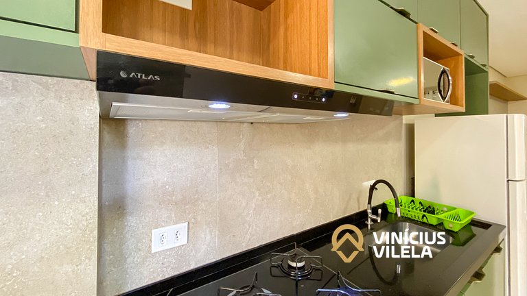 Apto Térreo todo reformado com 2 quartos ambos com ar condic