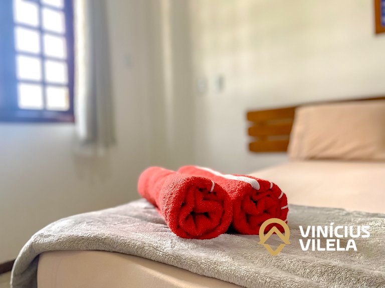 Apê Térreo com 3 quartos (ambos com ar condicionado), intern