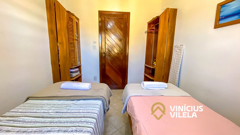 Apê Pavimento superior com 3 quartos (ambos com ar condicion