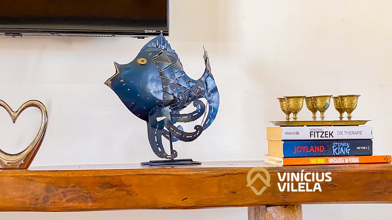 Apê Pavimento superior com 3 quartos (ambos com ar condicion